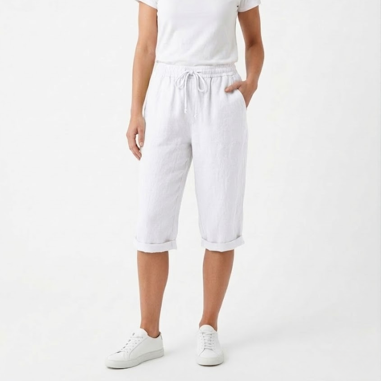 Cotton and Linen Shorts with Elastic Waist and Pockets for Women