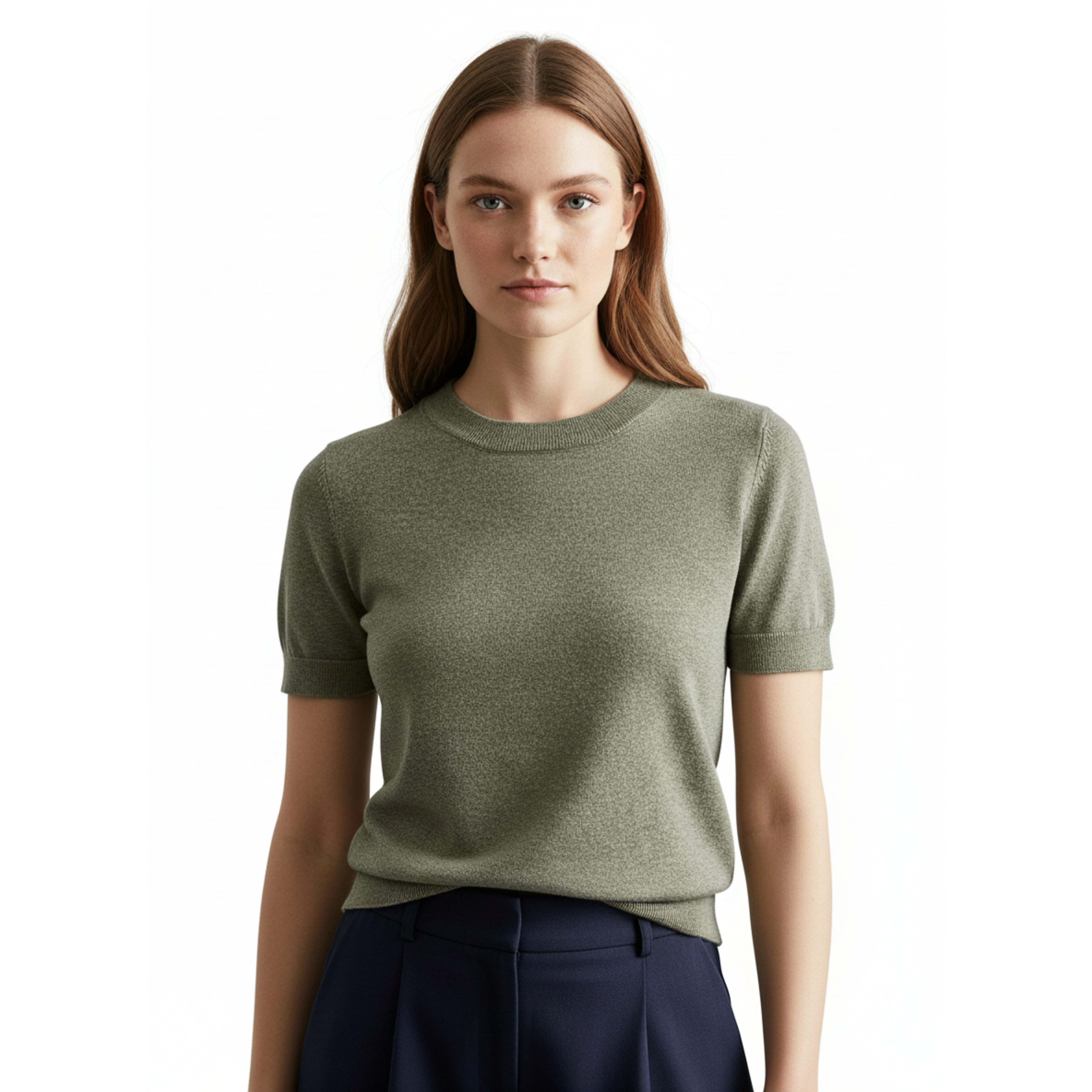 Fine Knit T-Shirt for Women with Round Neck and Fitted Short Sleeves