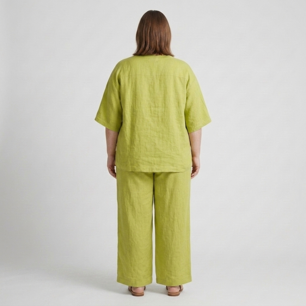 Plus size two-piece set for women with loose V-neck top and flowy pants