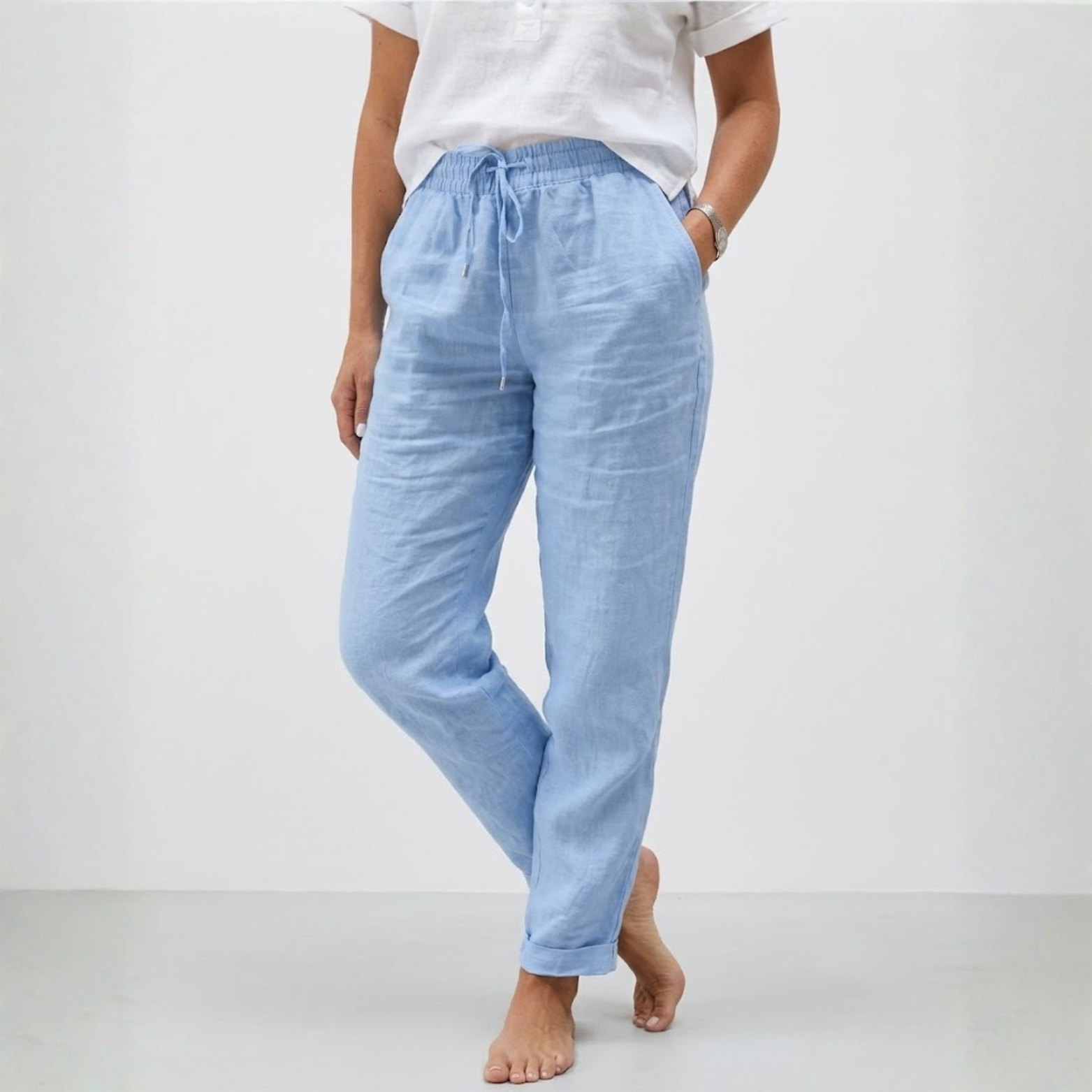 High-Waisted Elastic Cotton and Linen Pants with a Relaxed Fit for Women