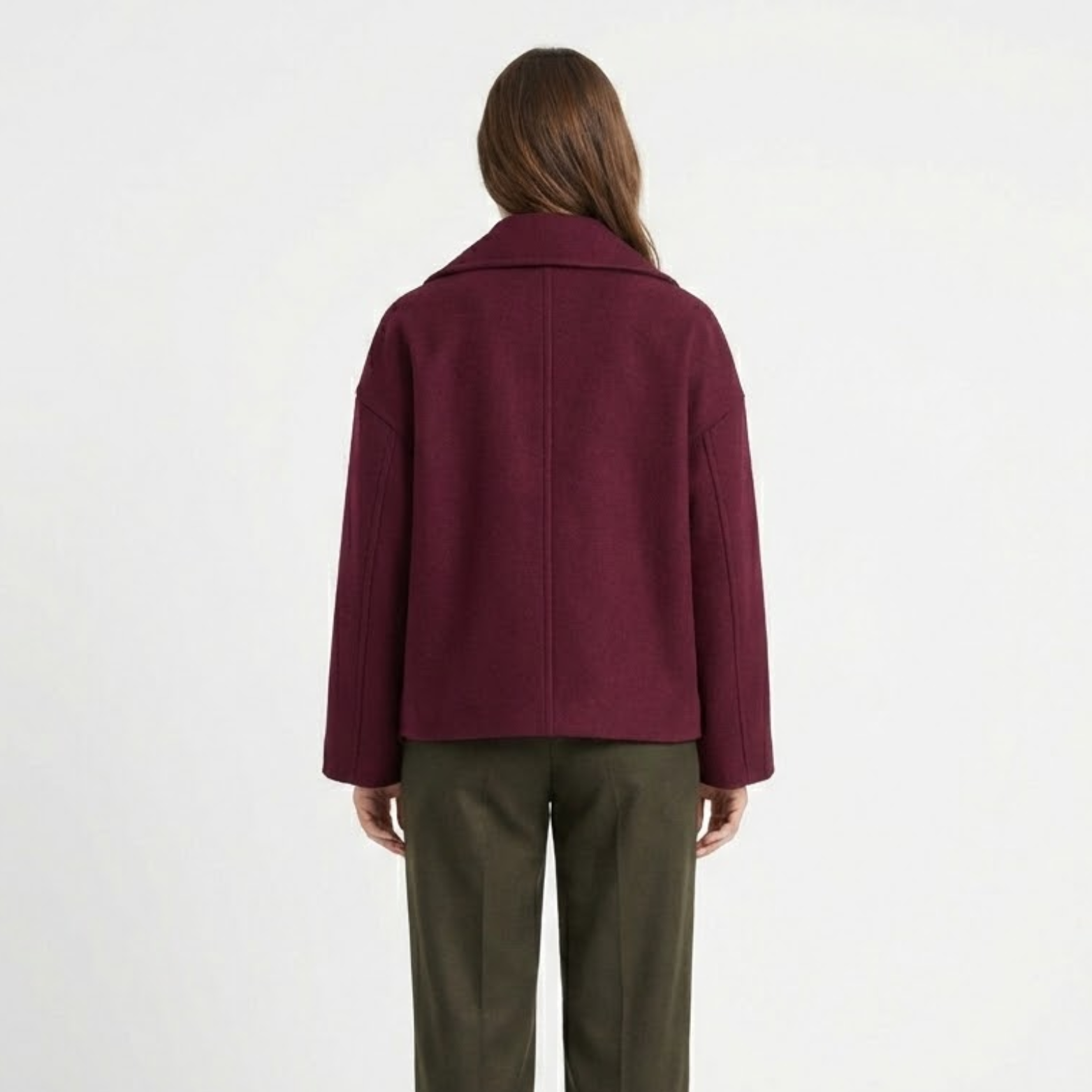 Short wool coat for women with double-breasted front and relaxed lapel collar