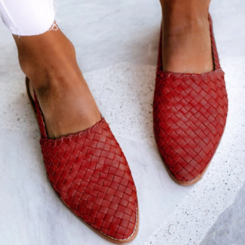 Woven open-toe women's sandals - flat buckle sandals - everyday use