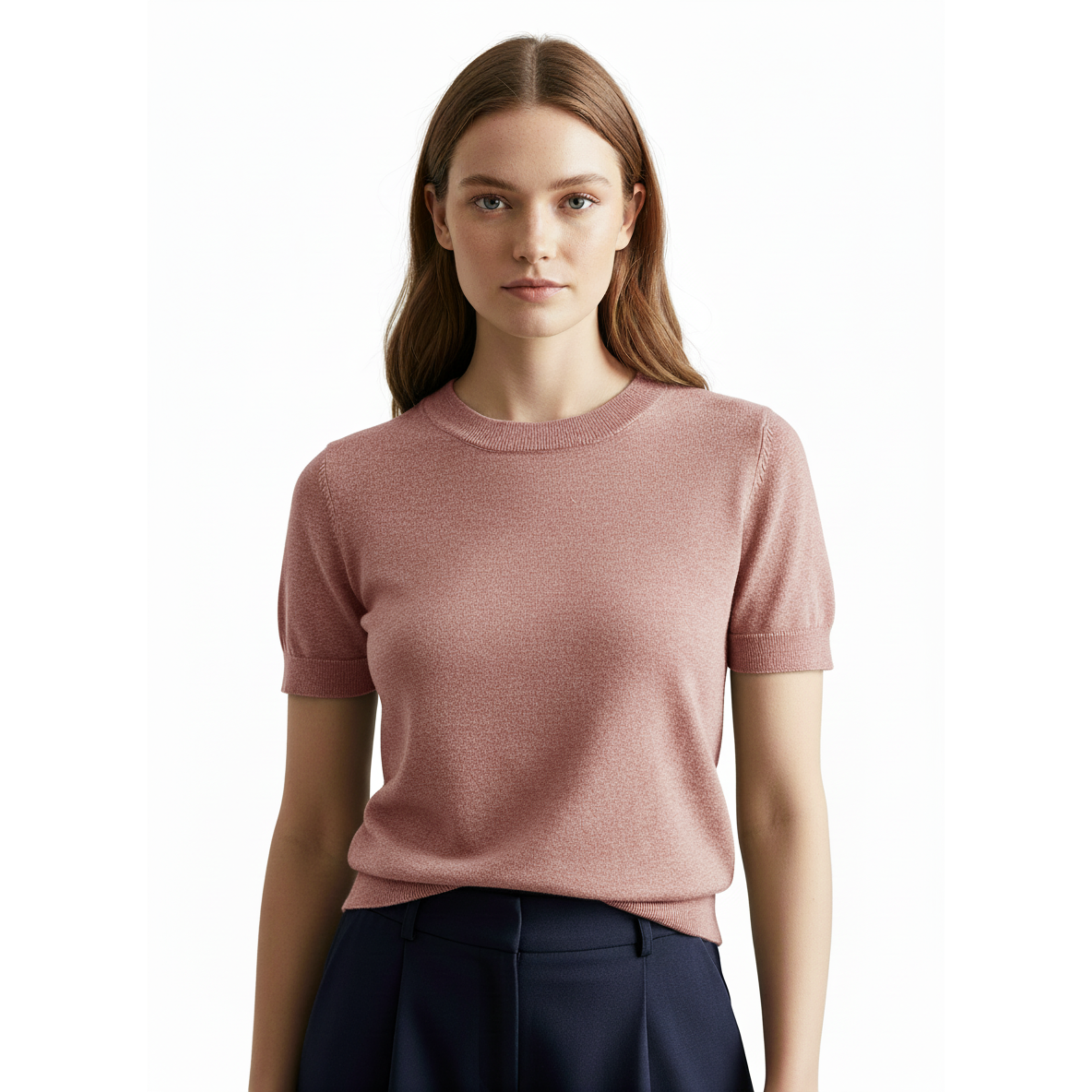 Fine Knit T-Shirt for Women with Round Neck and Fitted Short Sleeves