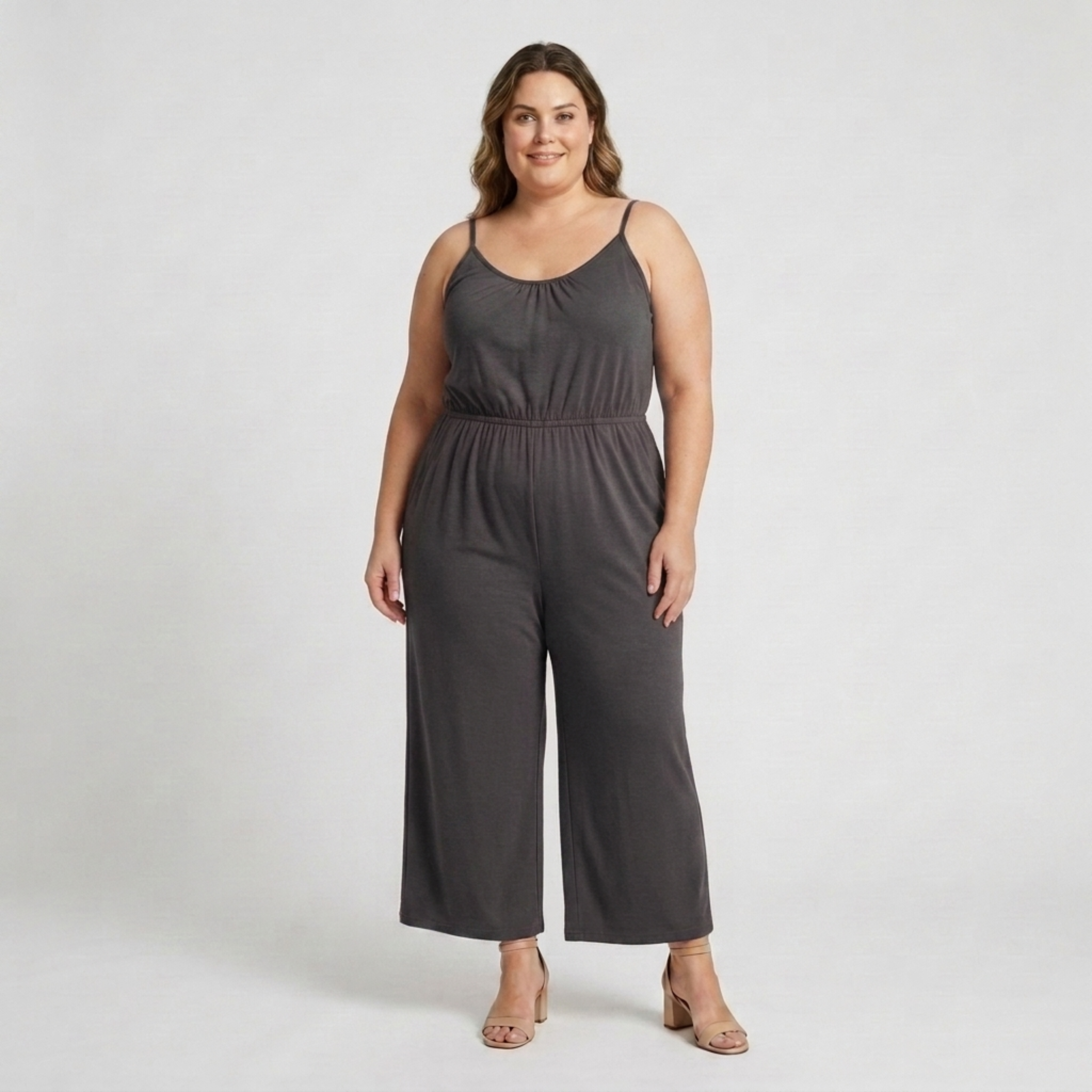Plus size women's loose and casual wide-leg jumpsuit
