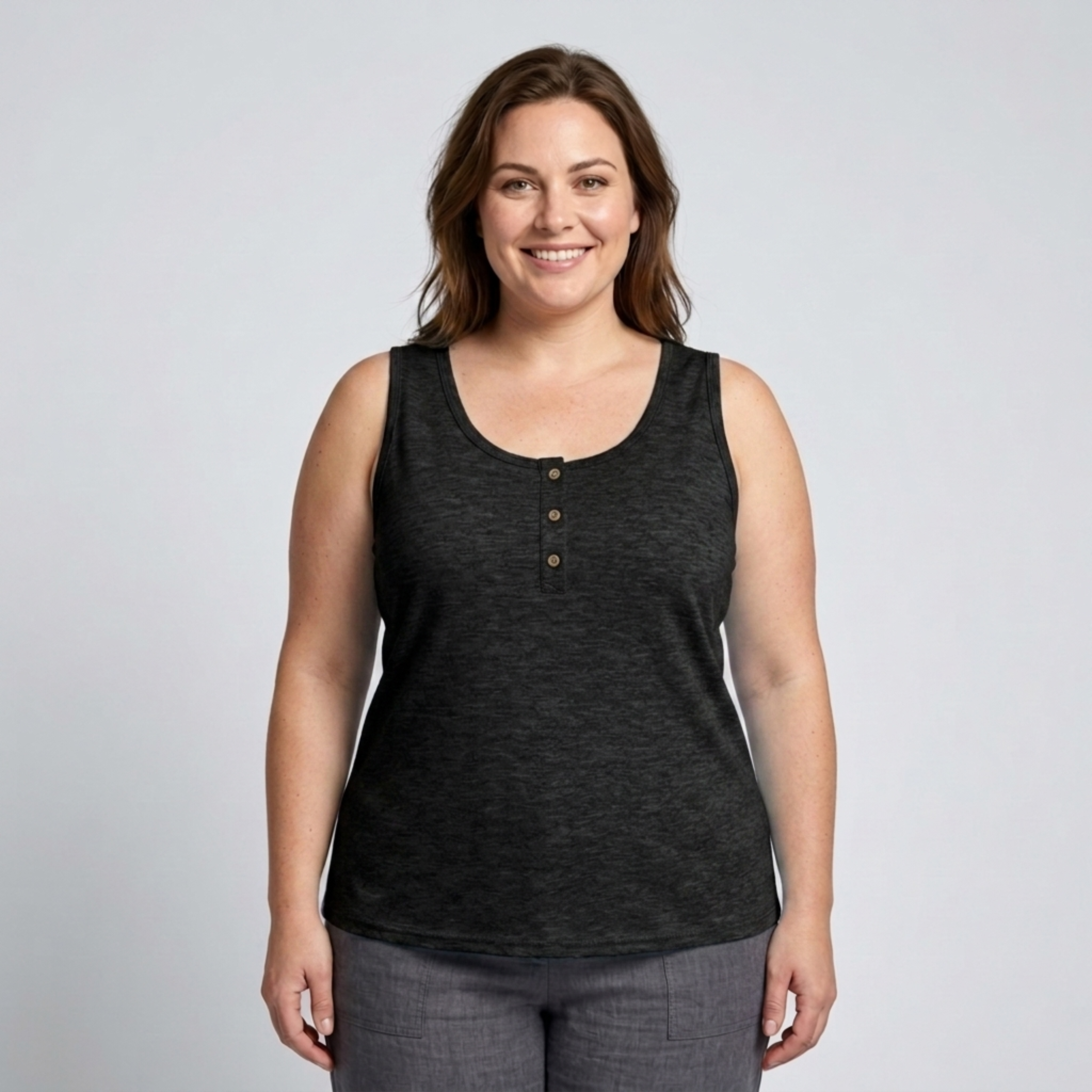 Plus size round neck tank top for women