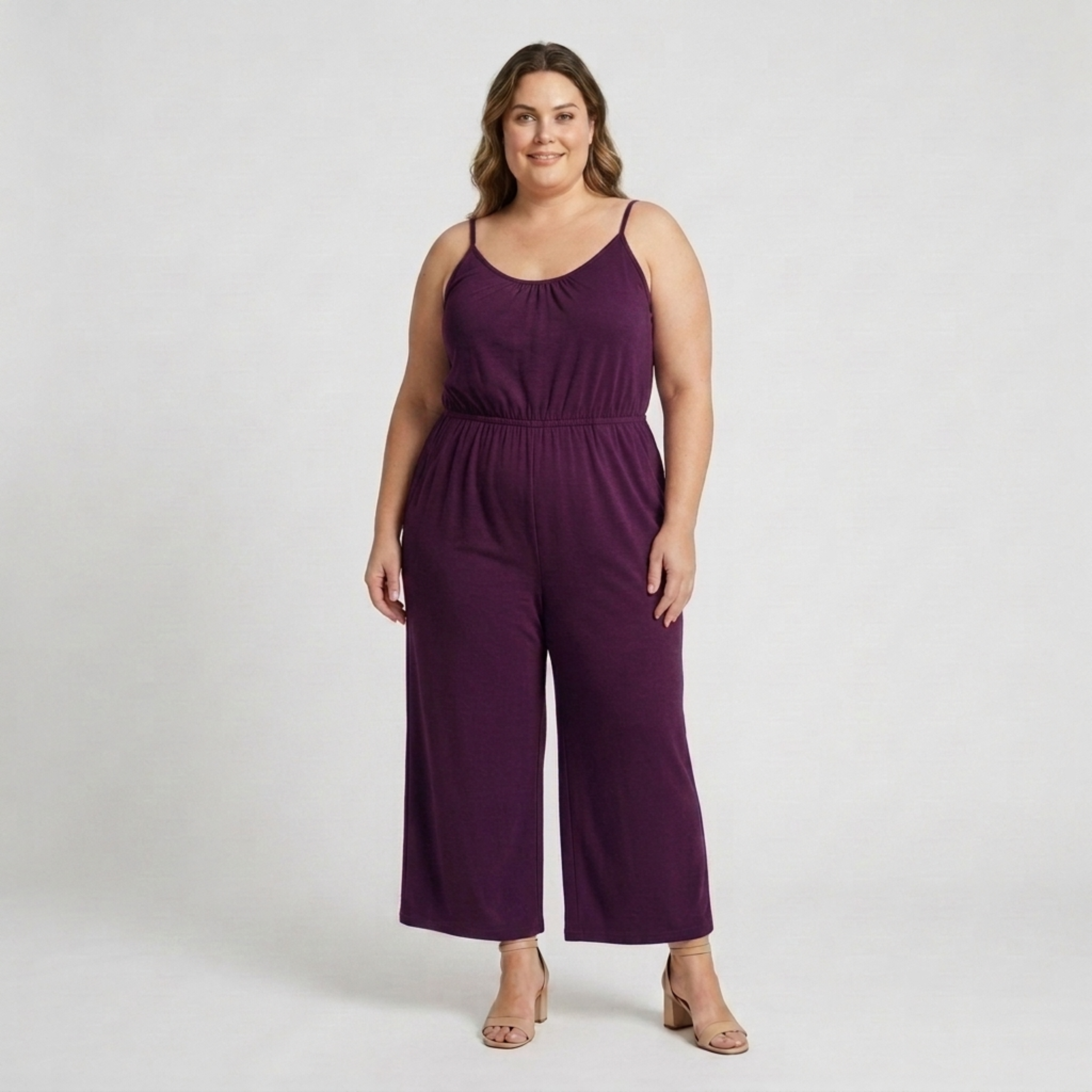 Plus size women's loose and casual wide-leg jumpsuit