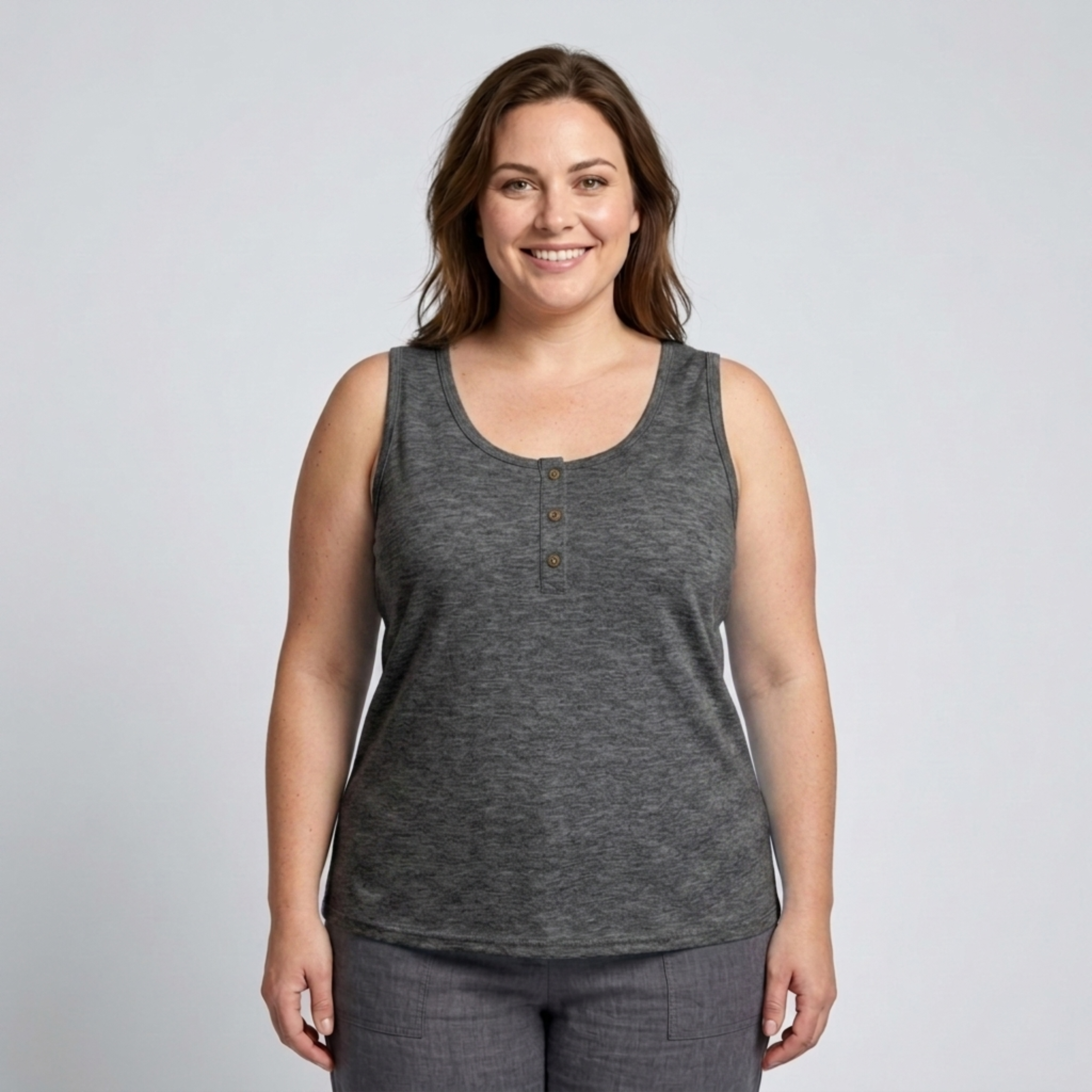 Plus size round neck tank top for women