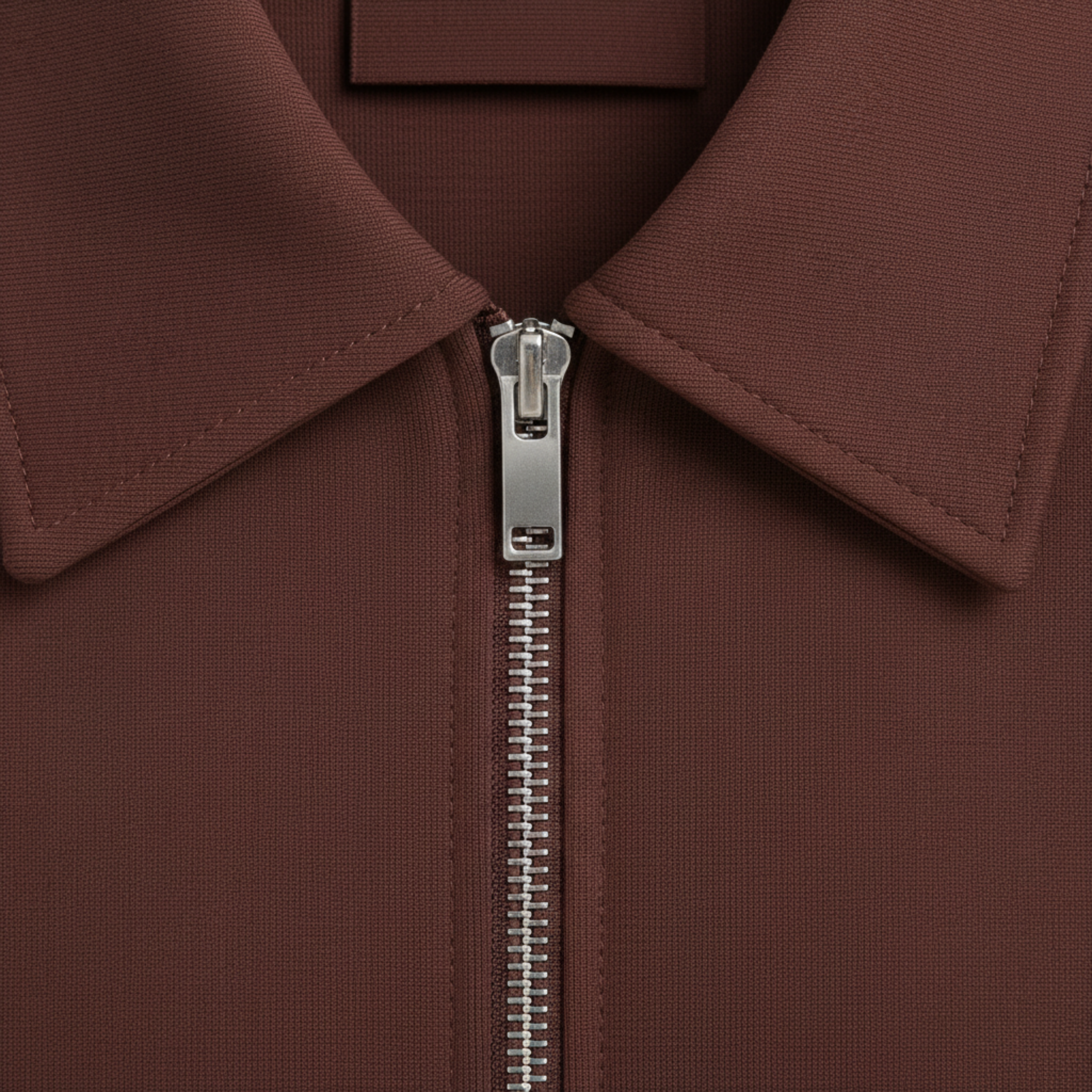 Short Polyester Jacket with Short Sleeves and Zipper for Women