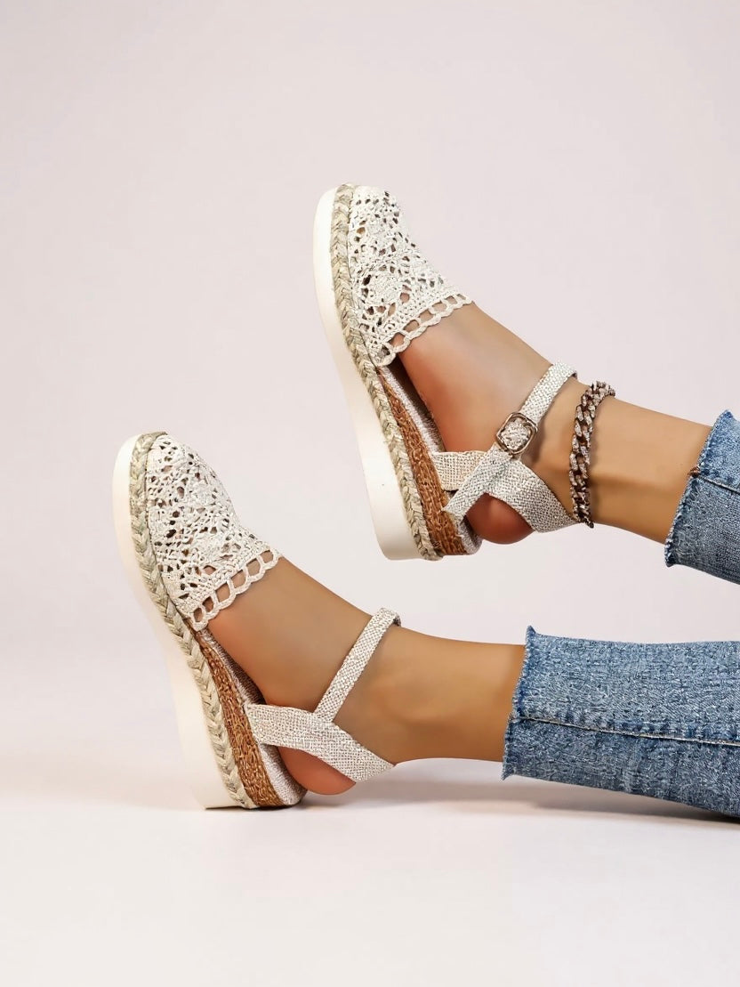 Wedge espadrilles for women with adjustable strap for the weekend